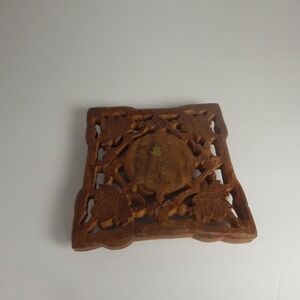 Vintage Footed Wooden Leaves Trivet Hot Plate Hand‎ Carved Inlaid Made in India